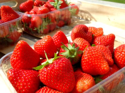 Strawberry, Natural Foods, Strawberries, Fruit photo