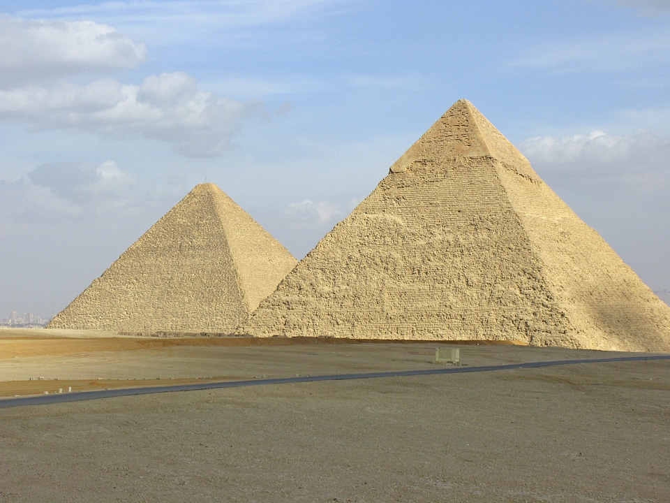 Pharaonic nilo tomb