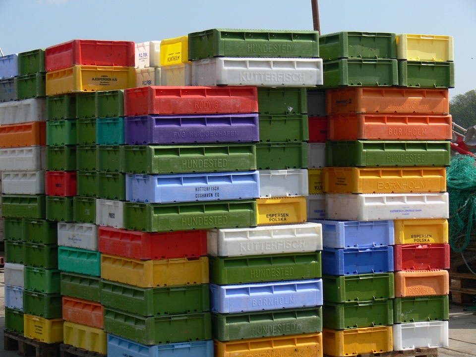 Port storage stack boxes