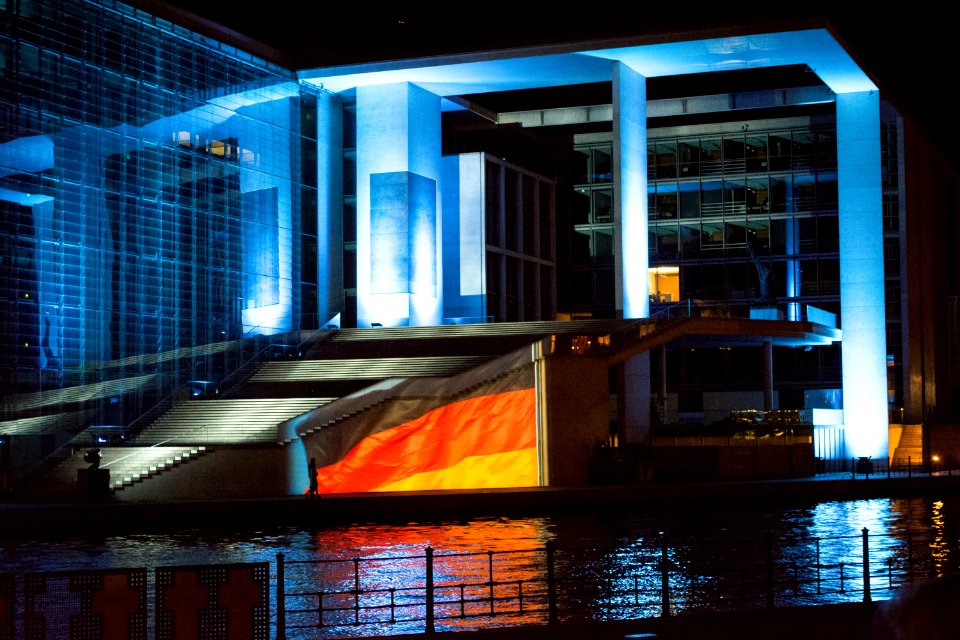 Reflection, Architecture, Lighting, Condominium