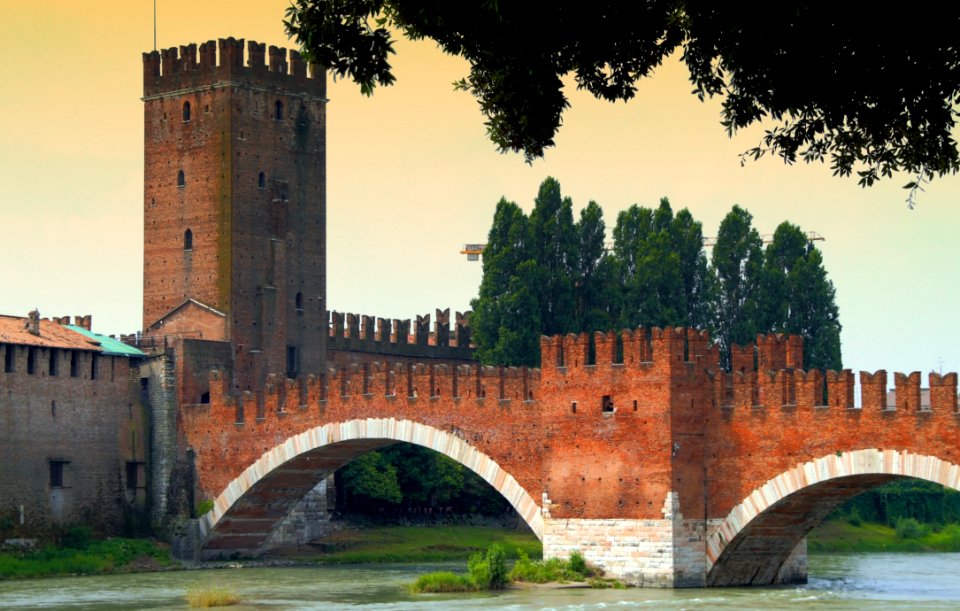Landmark, Waterway, Medieval Architecture, Castle
