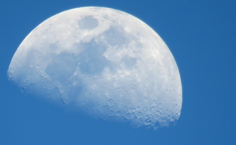 Daytime, Moon, Sky, Atmosphere