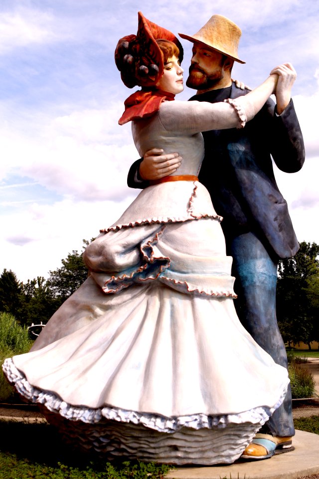 Figurine, Sculpture, Costume, Statue