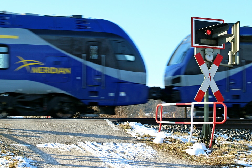 Andreaskreuz traffic sign road sign