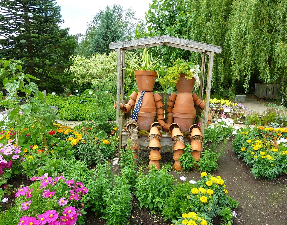 Summer gardening object