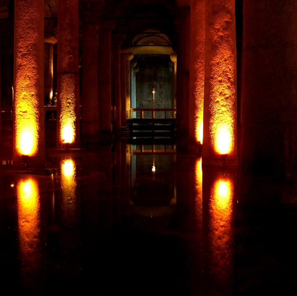 Reflection Column Light Night