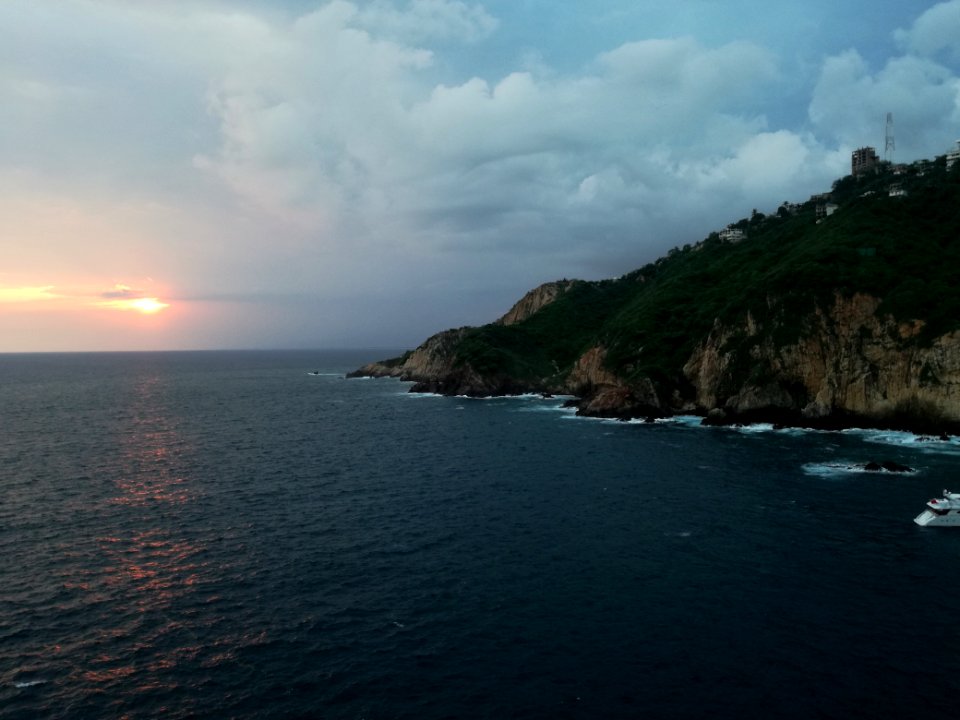 Sea Coast Coastal And Oceanic Landforms Sky
