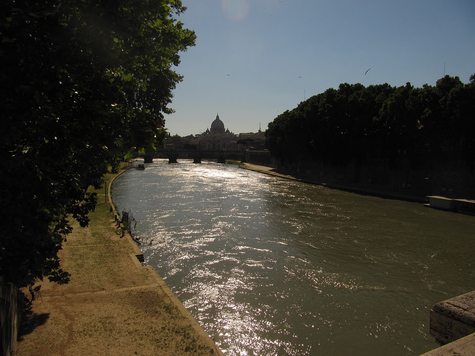 Rome st peter's basilica tiber