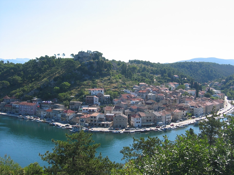 Outlook peninsula boats