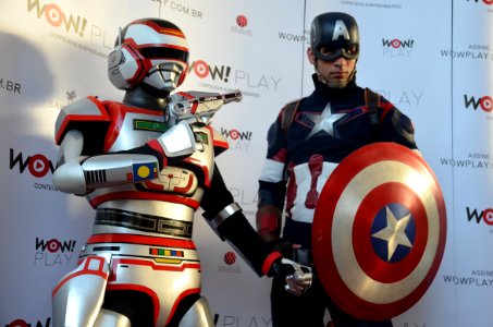 Superhero Helmet Suit Actor Race Track