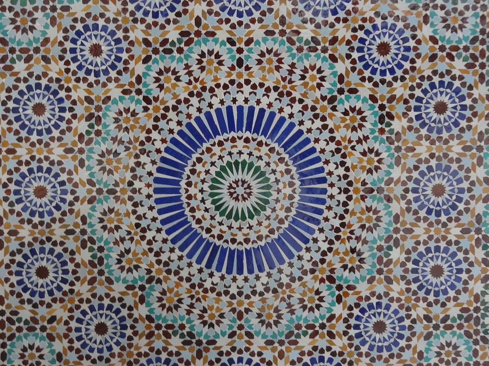 Geometry tile rosas