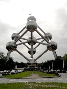 Monument Sky Statue