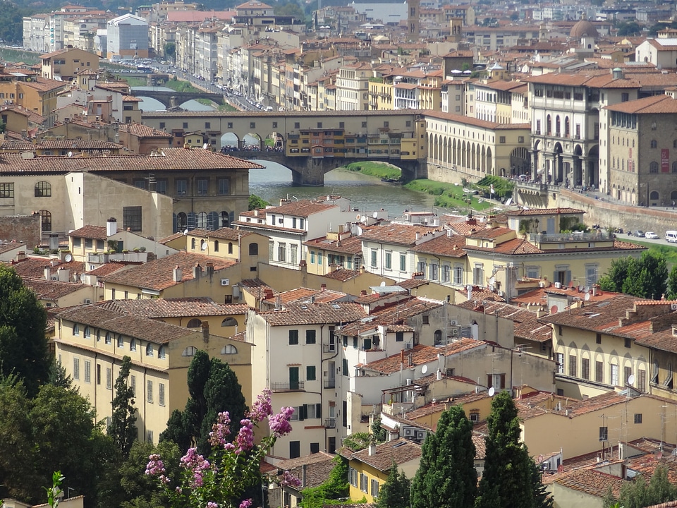 Ponte vecchio bridge city photo