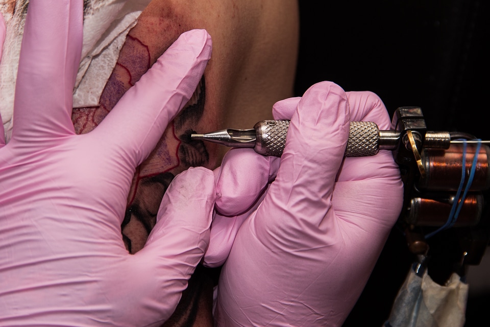 Tattoo tattooing shoulder