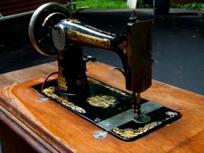 Sewing Machine Sewing Machine Needle Machine photo