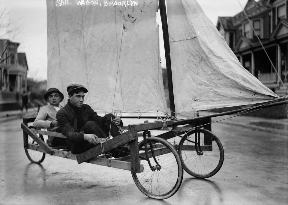 Sail wagon sail black and white