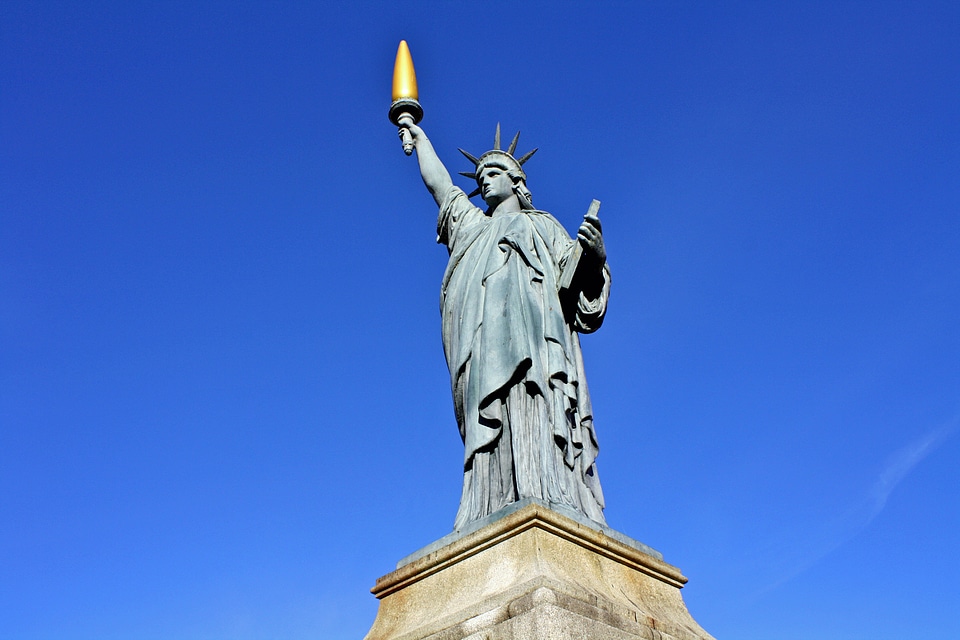 Independence landmark freedom
