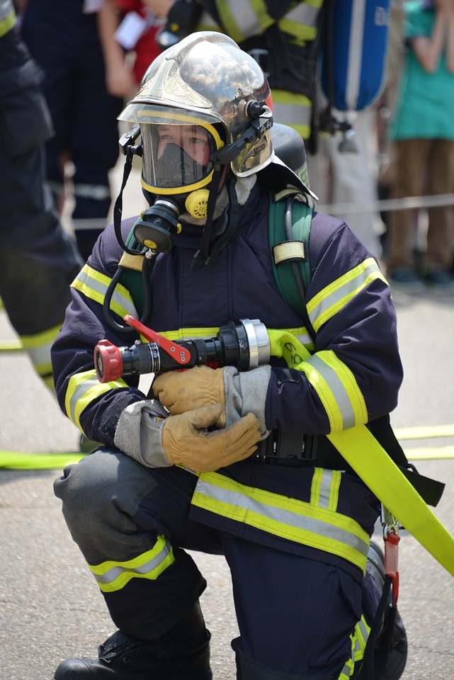 Respiratory protection feuerloeschuebung firefighters
