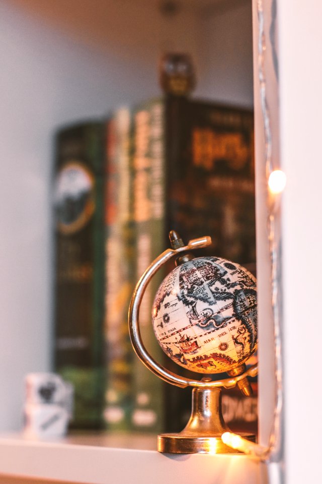 Globe