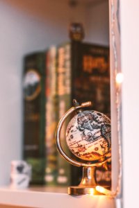 Globe