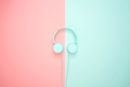 White Headphone