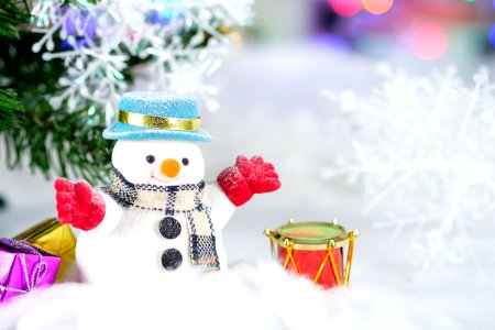 Snowman And Drum Decor