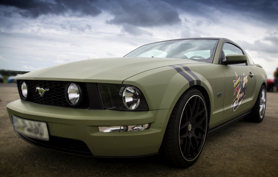 White Ford Mustang Coupe