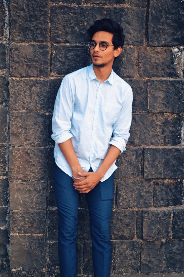 Mens White Button-up Dress Shirt