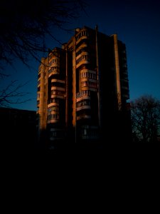 Brown And Beige High Rise Building