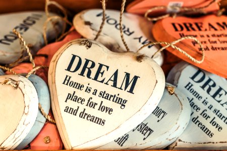 White And Orange Wooden Heart Dream Quote Decor Lot
