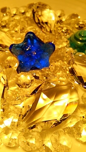 Background crystals gold