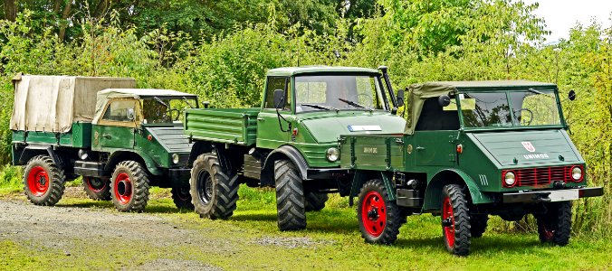 Motor Vehicle Vehicle Agricultural Machinery Tractor photo