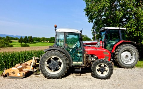 Tractor Agricultural Machinery Vehicle Motor Vehicle photo