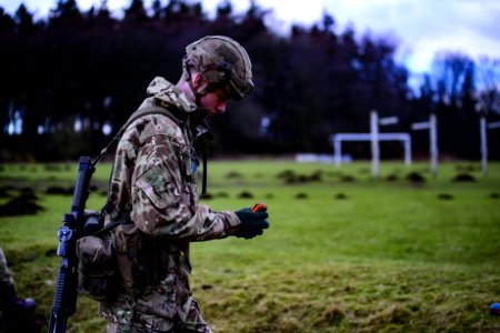 Shallow Focus Photography Of Soldier photo