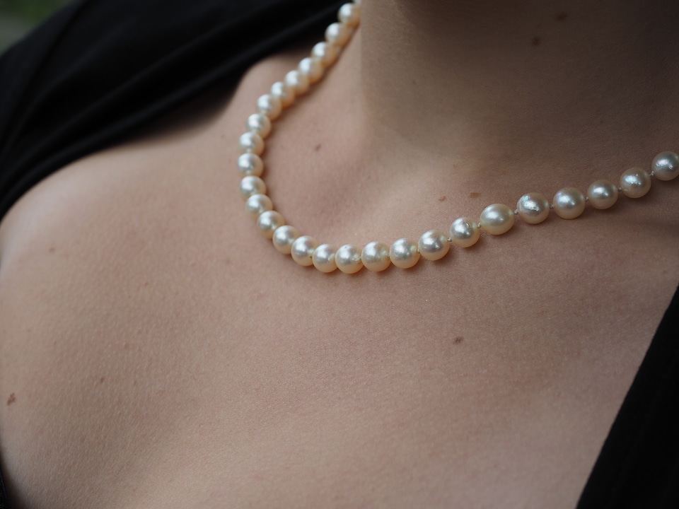 Jewellery necklace woman