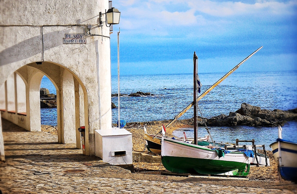 Costa brava cadaqués barcelona