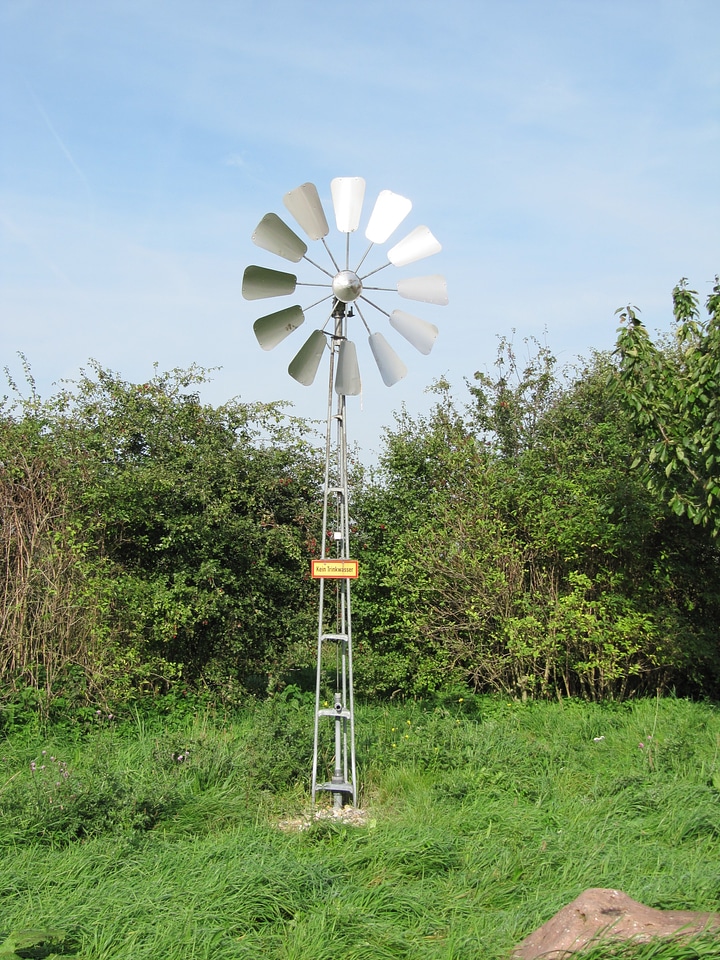 Irrigation water pump