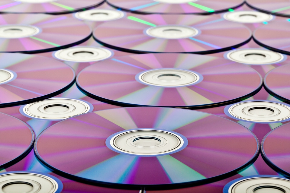 Burn circle compact disc