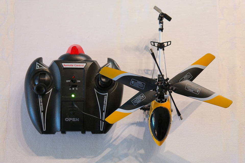 Model helicopter rotors propeller