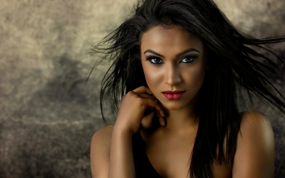 Beauty Human Hair Color Model Lady