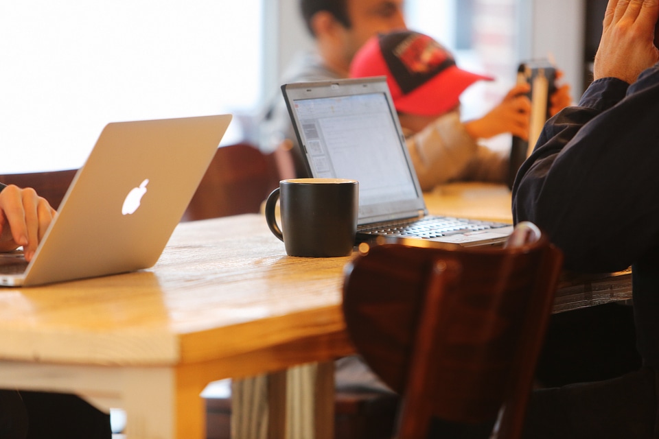 Mobile businessmen social