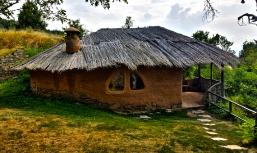 Hut Thatching Cottage Roof photo