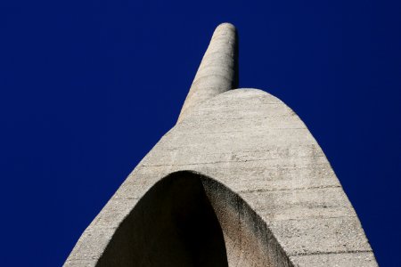 Low Angle Photography Of Grey Concrete Building photo