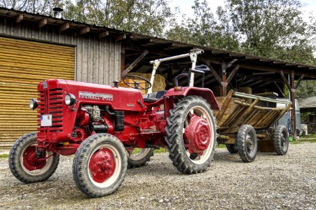 Tractor Agricultural Machinery Motor Vehicle Vehicle photo