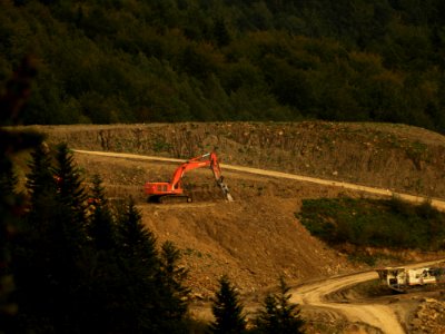 Road Geological Phenomenon Hill Highland