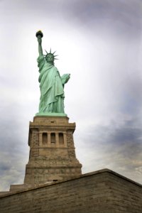 Statue Monument Sky Landmark
