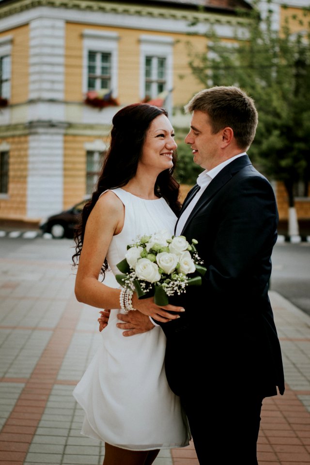 Womens White Sleeveless Dress