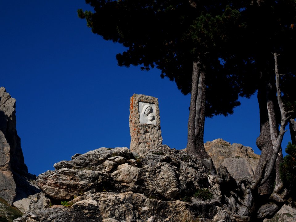 Sky Rock Ruins Tree