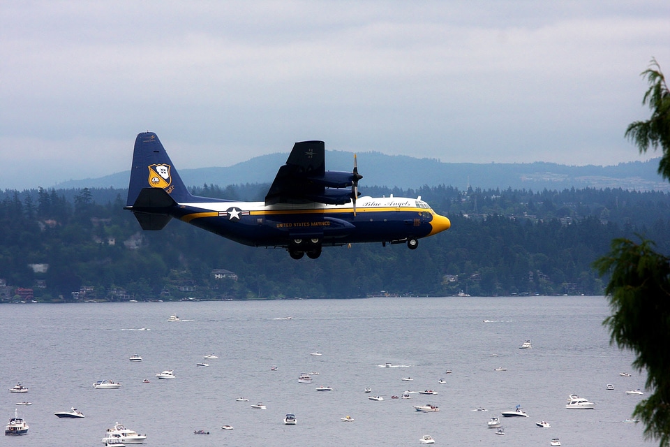 Aircraft bellevue sea fair