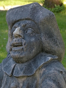 Sculpture globe zwergelgarten